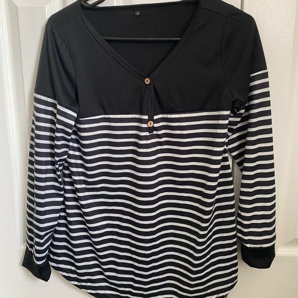 Women’s shirt - Picture 1 of 1